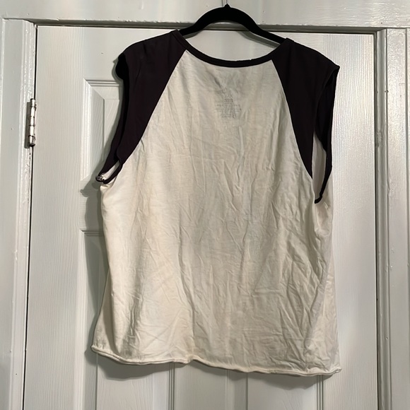 Graphic Muscle Tank Def Leopard - Picture 5 of 5